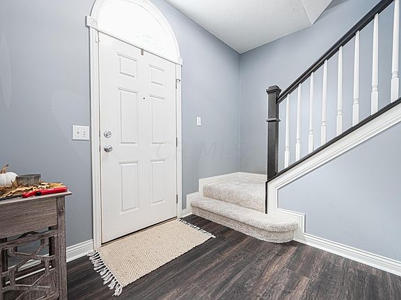 3rd image of 5994 Oswald St