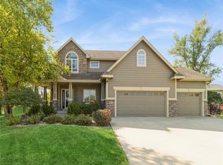 1027 S 10th St, Adel, IA 50003