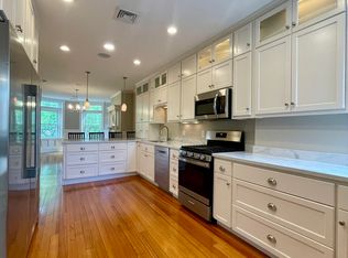 5 Strathmore Rd APT 3, Brookline, MA 02445