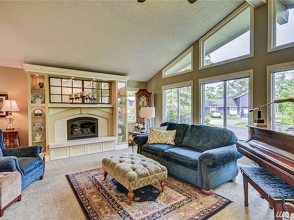 4th image of 1281 SW Leschi Dr