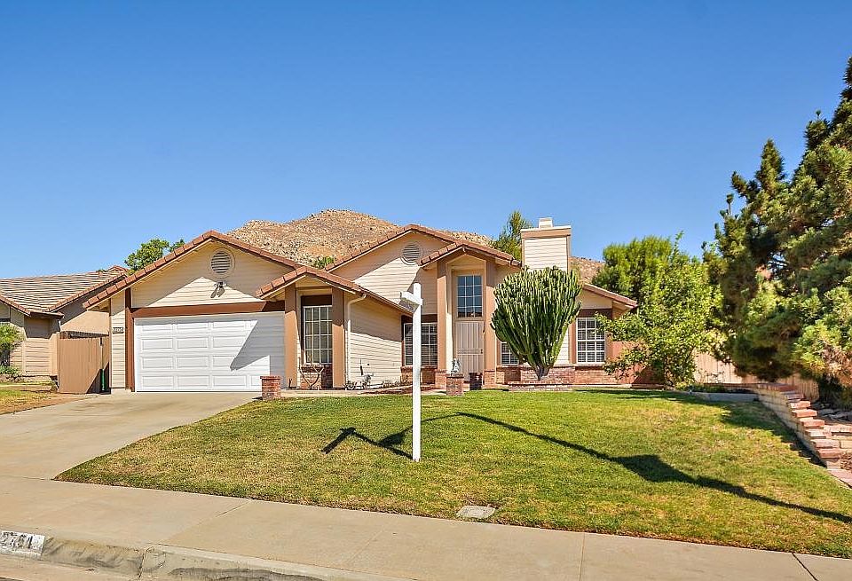 1st image of 22754 Climbing Rose Dr