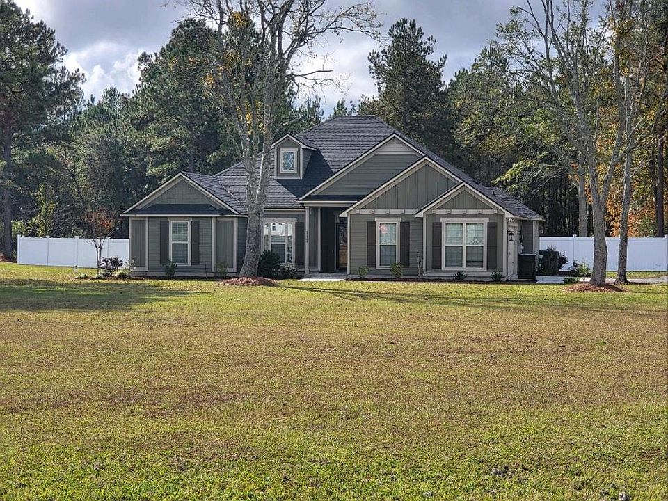 1st image of 111 Willow Trace Dr