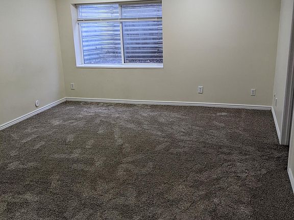 4th image of 2173 S Dakota Ave