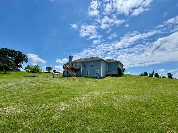 3rd image of 1840 N Hemlock Ridge Rd