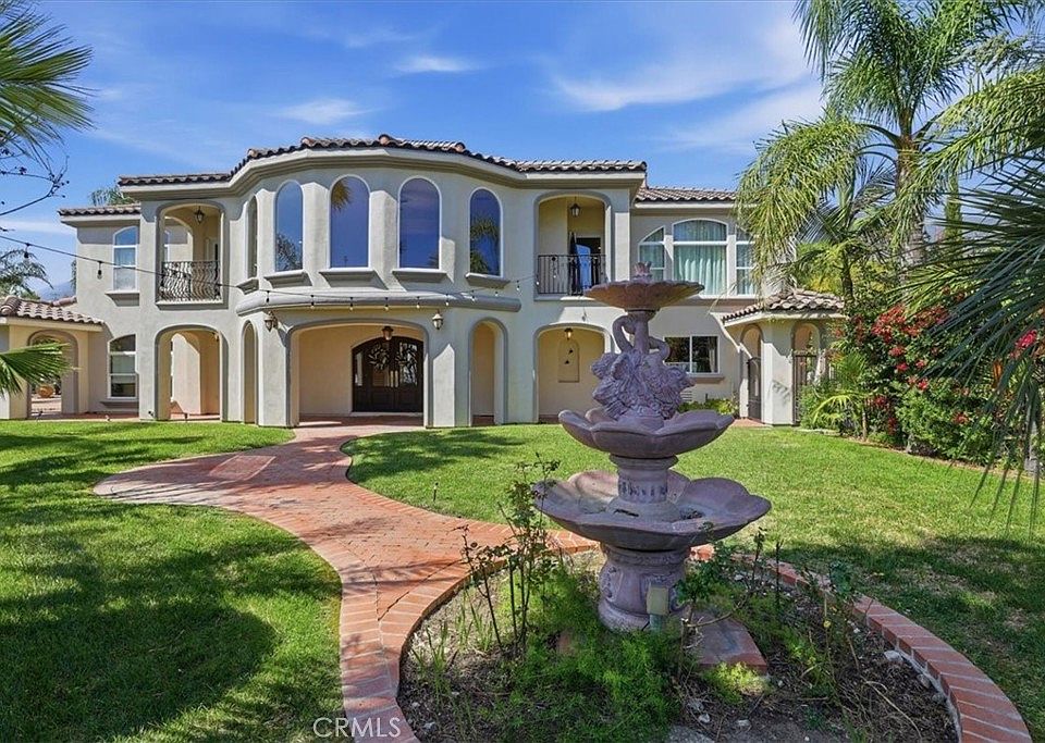 1st image of 4972 Clover Pl