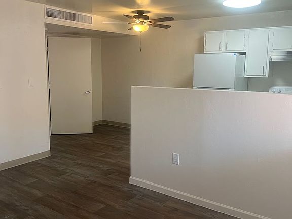 3rd image of 510 W Sahuaro St APT 1103