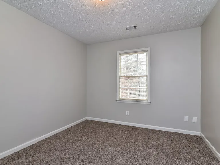490 Radio Ct — Photo 15