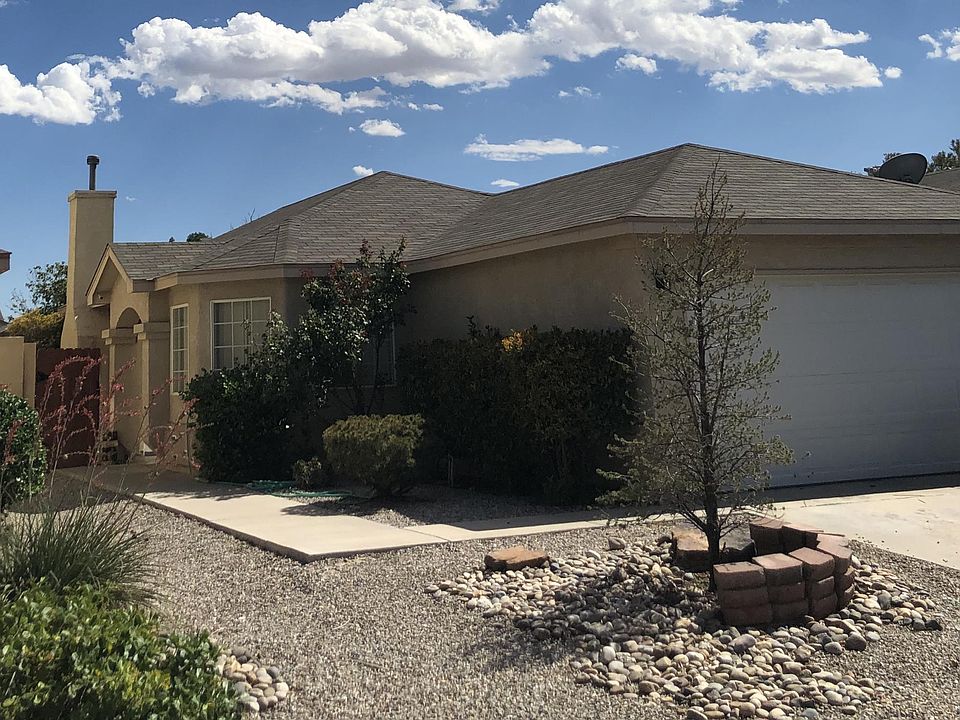 2nd image of 8012 Vista Volcan Ln SW