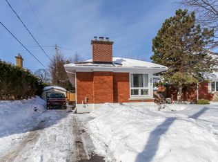 2046 Haig Dr #1, Ottawa, ON K1G2K7