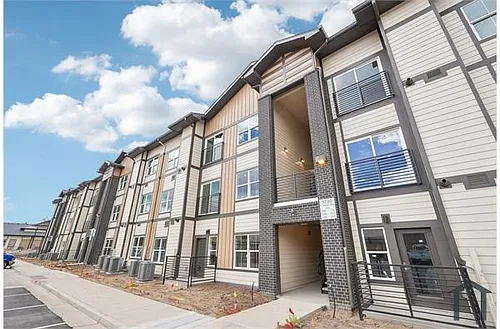 3470 S Federal Blvd Photo 1