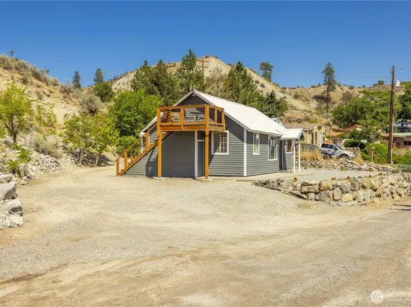 325 E Highland Avenue, Chelan, WA 98816