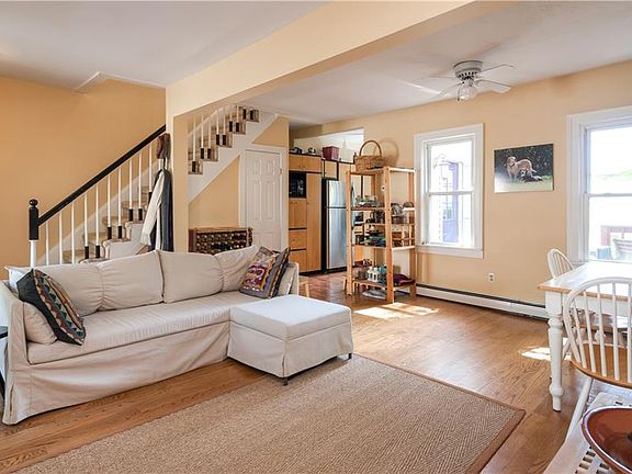 4th image of 41 Piermont Ave