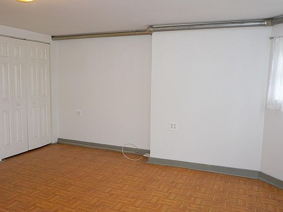 4th image of 6136 N Oakley Ave #G