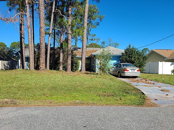 3rd image of 67 Beechwood Ln