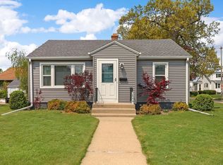 7846 15th Ave, Kenosha, WI 53143