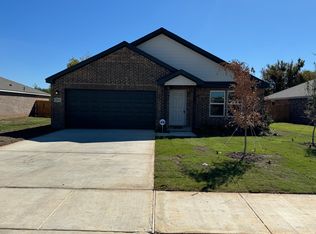 504 Jameson St, Springtown, TX 76082