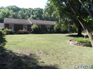607 Dunkerry Ln, Sandston, VA 23150
