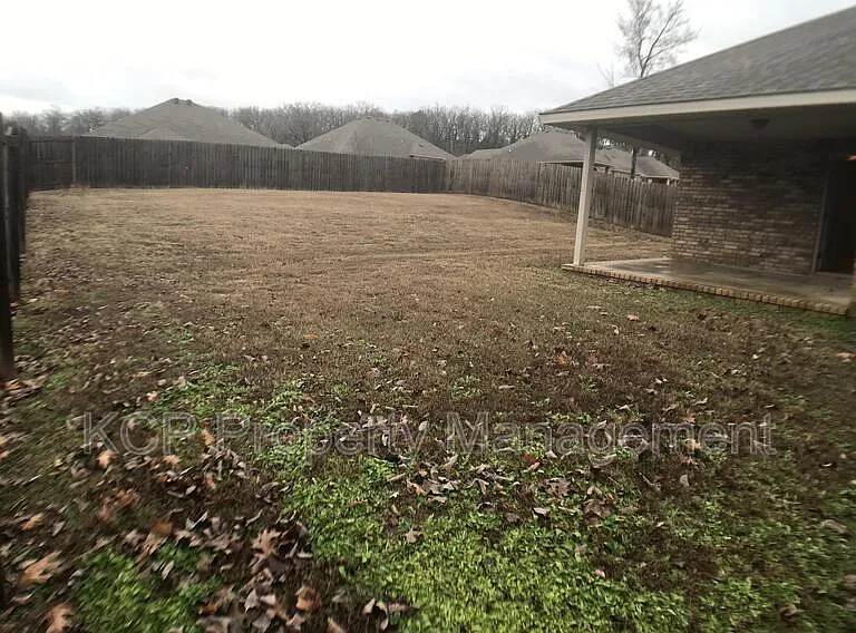 6105 Red Cedar Cir — Photo 23