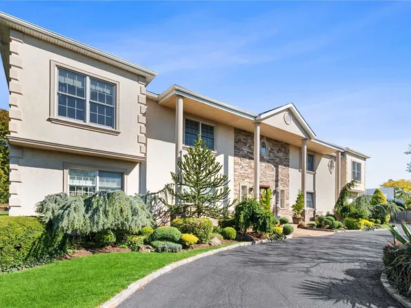 1013 Seawane Drive, Hewlett Harbor, NY 11557