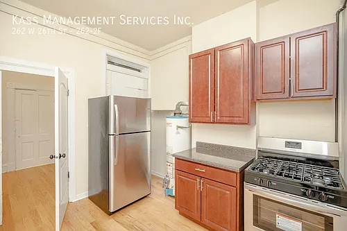 262 W 26th St #2F Photo 1