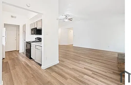 4 bed, 1316 sqft, $2,800 — Photo 4