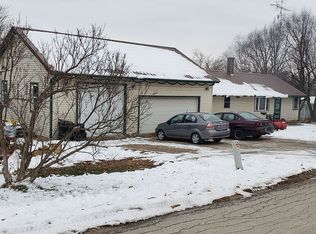 10484 Getz Rd, Mount Carroll, IL 61053