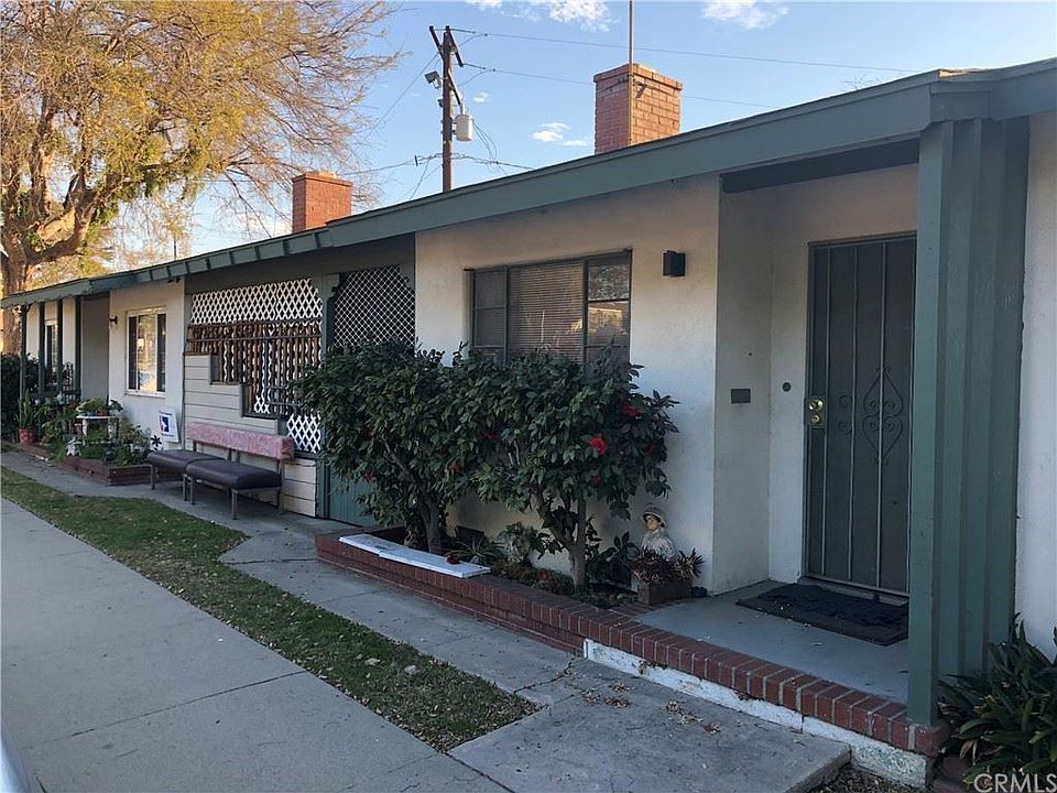 1st image of 6043 Canobie Ave