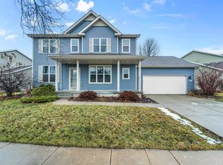 8768 White Coral Way, Middleton, WI 53562