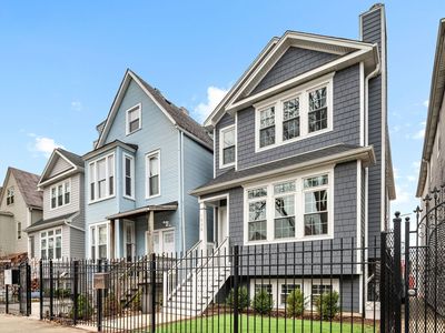 1938 N Ridgeway Ave, Chicago, IL, 60647