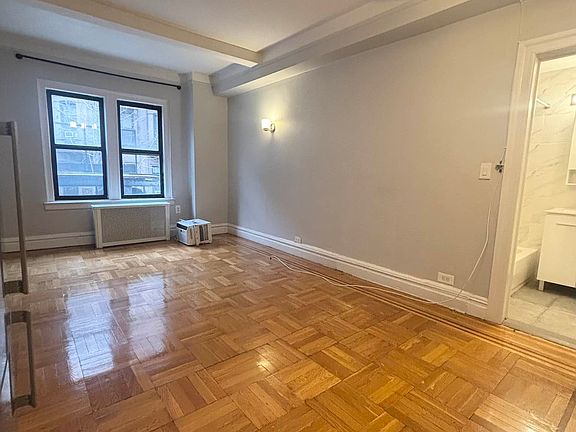 2nd image of 133 W 71st St APT 2A