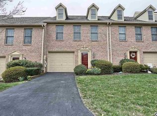 1244 Timber View Dr, Mechanicsburg, PA 17050