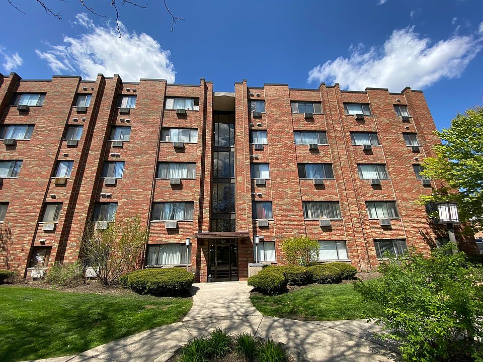 1st image of 5310 N Chester Ave APT 118