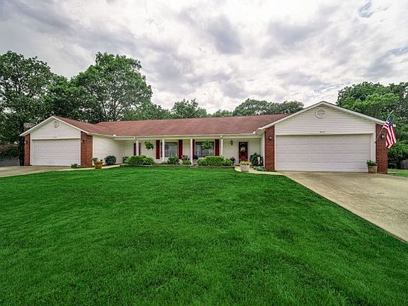 4th image of 8659 Stoner Ln #8661