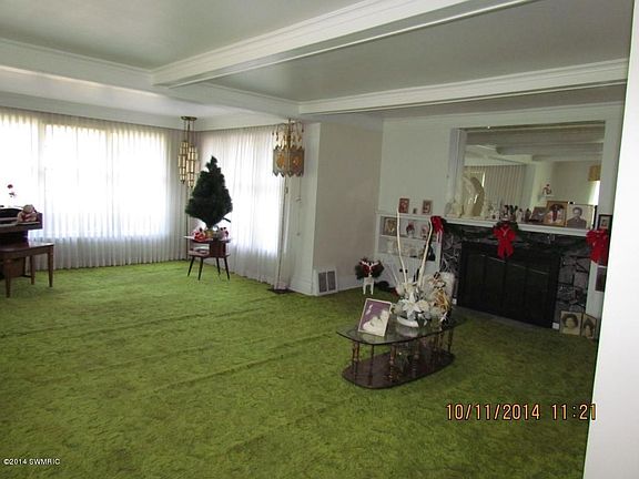 4th image of 681 Pipestone St
