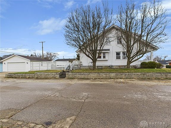 4th image of 1359 Pursell Ave