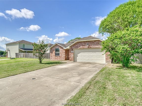 2nd image of 2504 Horse Shoe Dr