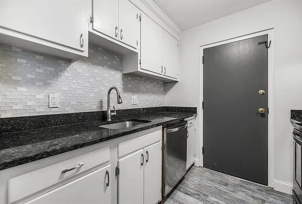 226 Rock St #D1