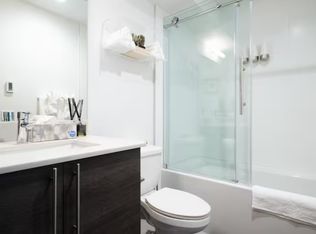 718 Summit Ave E, Seattle, WA 98102