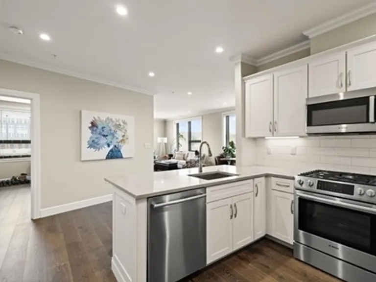 175 North Ave #407 — Photo 2