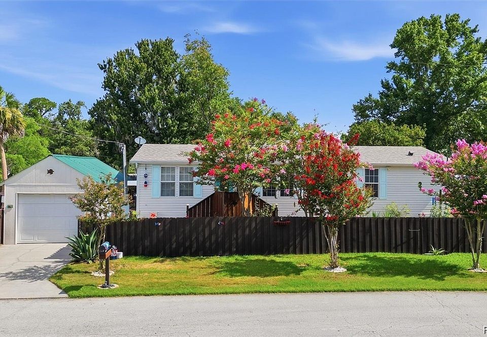 1st image of 8421 W Scott Ct