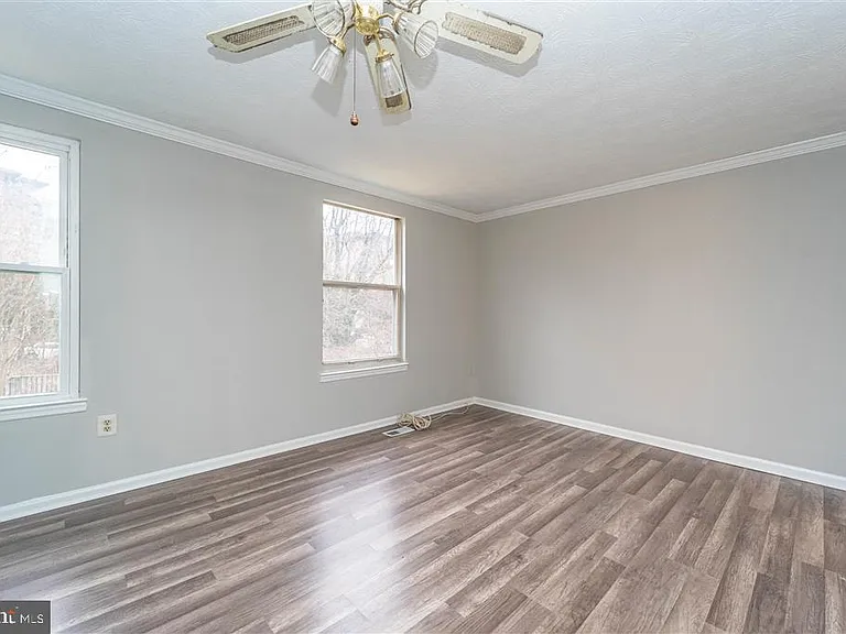 9428 Orbitan Ct — Photo 11