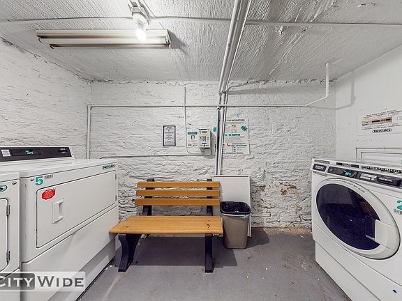 5th image of 235 E 53rd St #4M