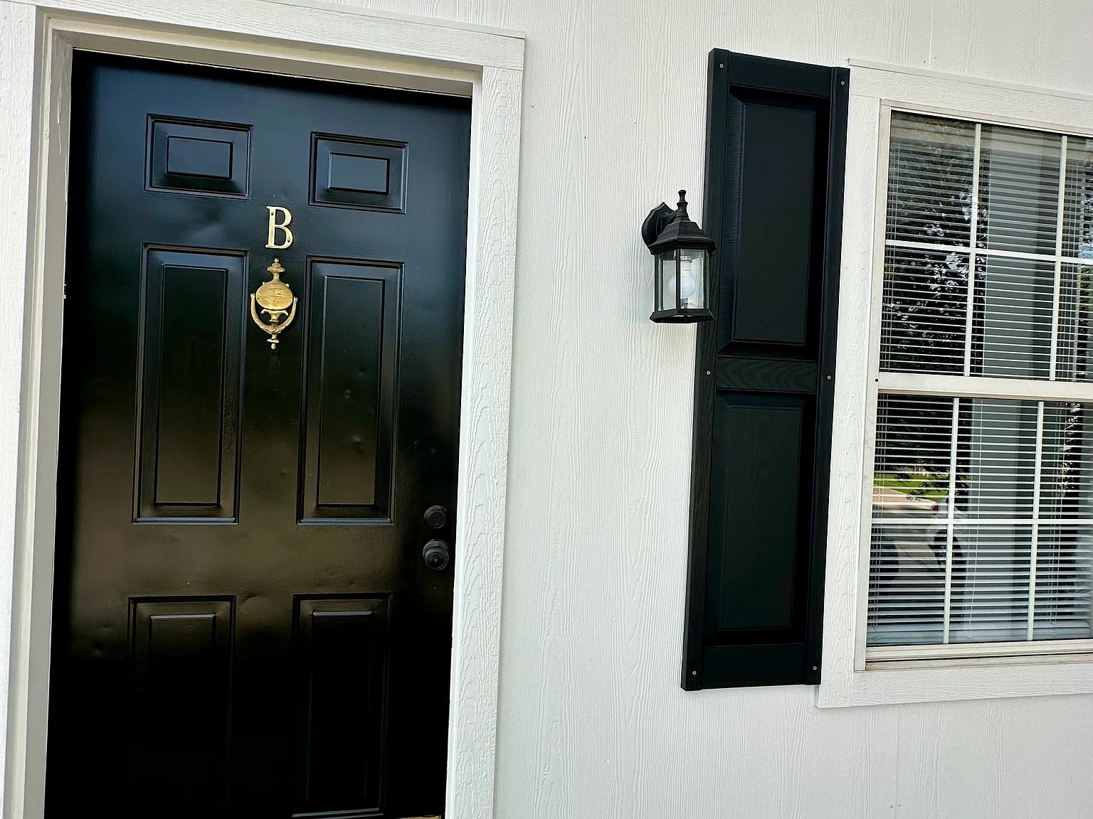 2 bed, 1250 sqft, $1,375 — Photo 2