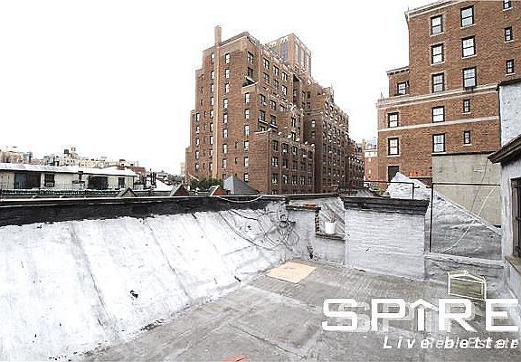 2nd image of 36 W 73rd St Ph A