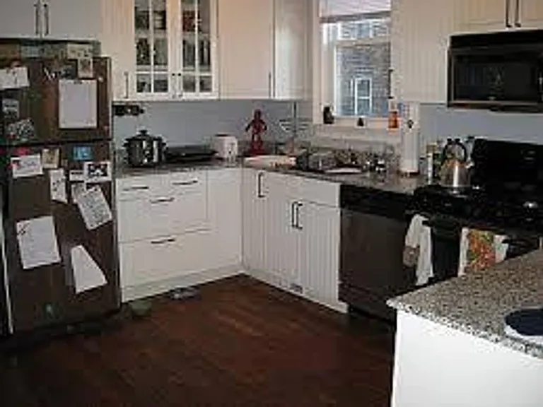 735 Parker St #1 — Photo 10