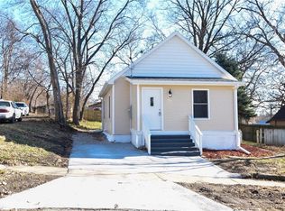 3121 7th St, Des Moines, IA 50313