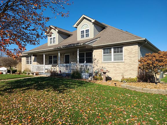 4th image of 319 Southfield Dr