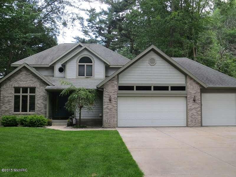 1st image of 1535 Westwood Dr