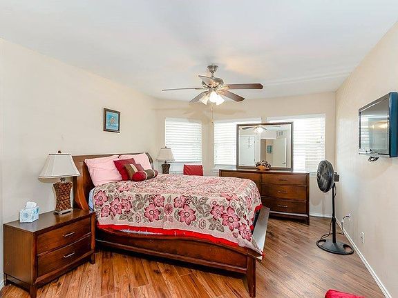 5th image of 200 Padre Blvd #1302