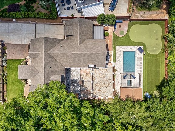 4th image of 224 Fortson Drive